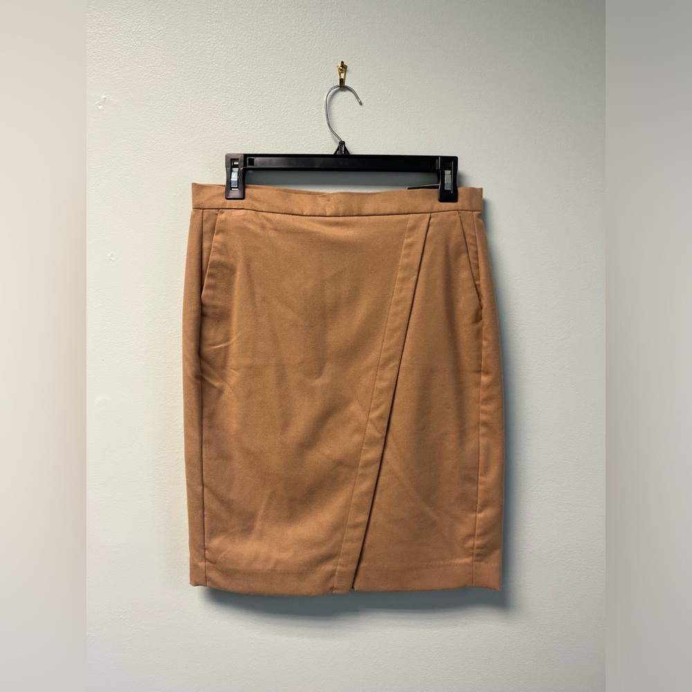 NWT Banana Republic Utility Wrap Skirt!